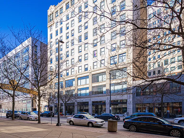 Huron Square — Photo 28