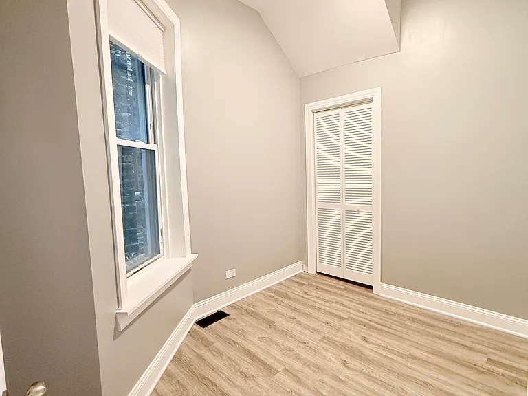 1444 N Talman Ave #1 — Photo 7