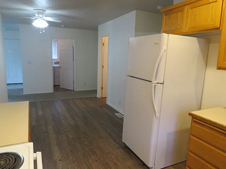 2112 S Longmont Ave — Photo 16