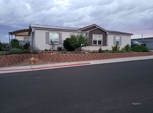 579 Robert Ln, Page, AZ 86040