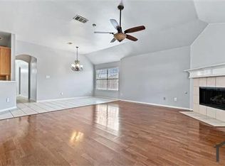 6105 Apache Dr, The Colony, TX 75056