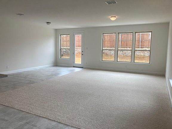 5th image of 2608 Warren St