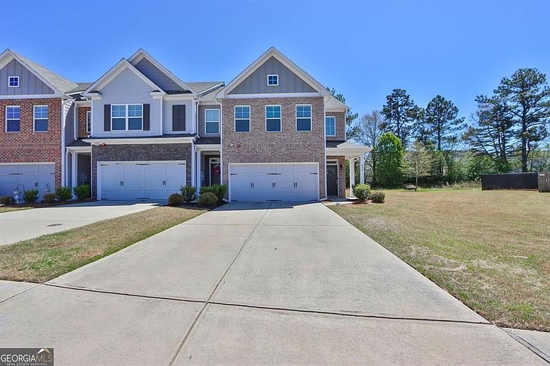 1st image of 409 Arbor Crowne Dr