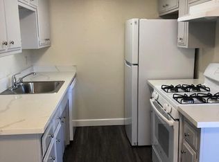 202 Estates Dr #B, Roseville, CA 95678