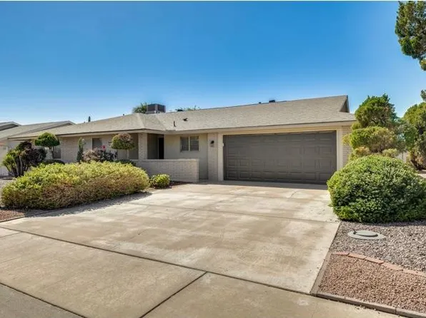10932 W Tropicana Cir, Sun City, AZ 85351