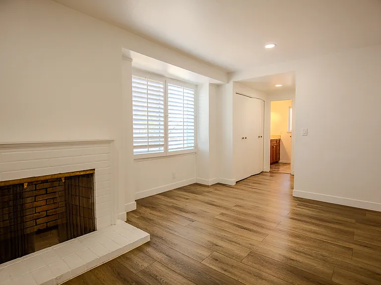 1409 S Adria St — Photo 25