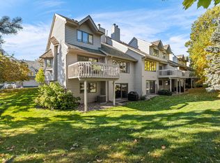 7408 Cahill Rd, Edina, MN 55439