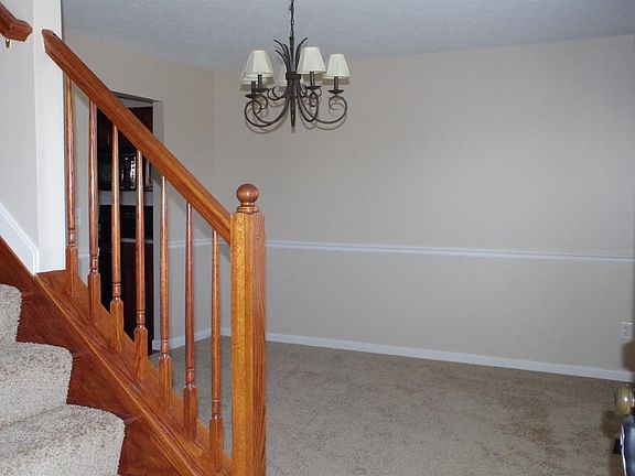 2nd image of 170 Heritage Trail Dr