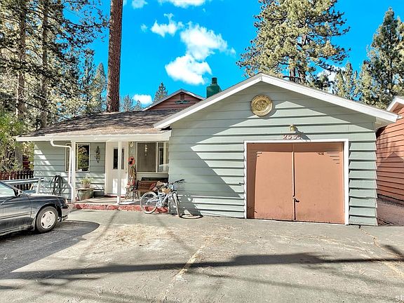 3rd image of 2531 Elwood Ave