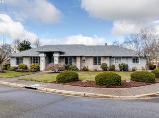 1336 Windsor Ct, Springfield, OR 97477