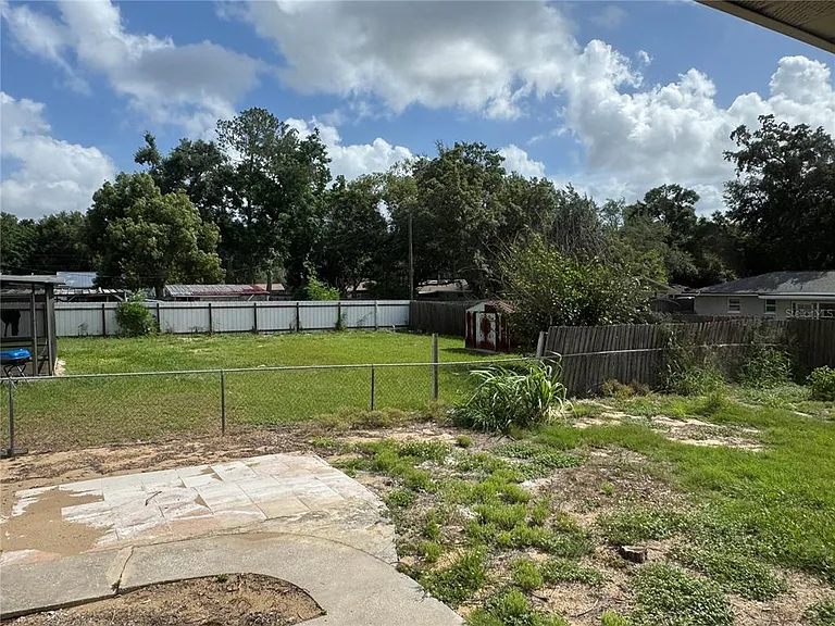 107 N Galena Ave — Photo 17
