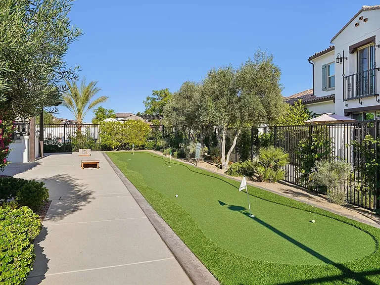 Putting Green