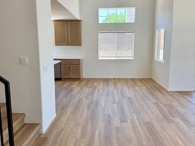 11715 Sebastian Rd — Photo 30