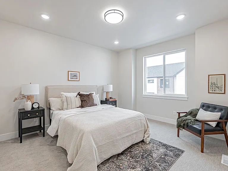 455 Blue Spruce — Photo 43