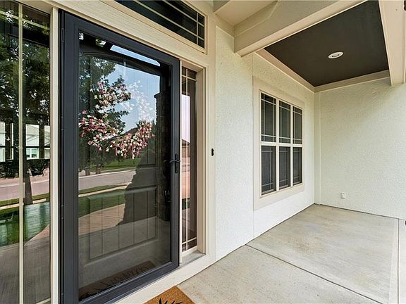 5th image of 1115 Metfield Ln