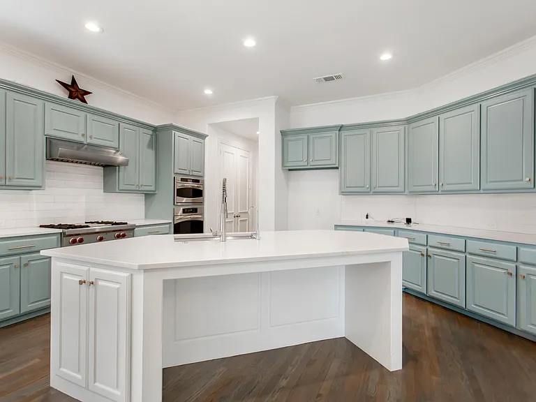 921 Pine Burst Dr — Photo 12