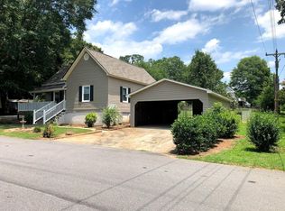 303 E Blue Ridge St, Pendleton, SC 29670