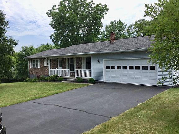 2nd image of 133 Lancelot Dr