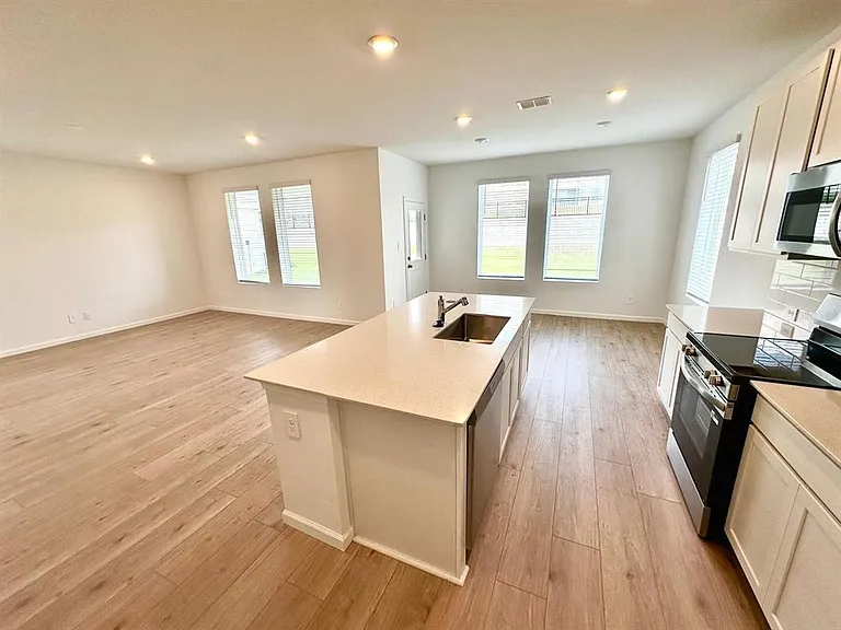 3129 Brookhollow Way — Photo 12