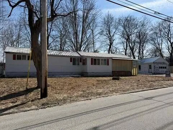 17 Water Street, Mechanic Falls, ME 04256