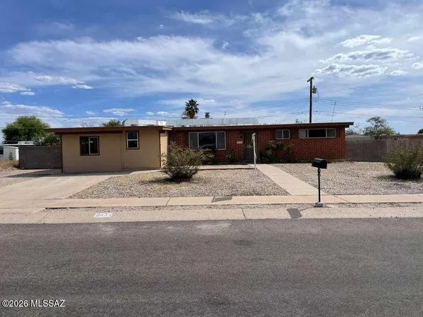 7434 E 24th St, Tucson, AZ 85710