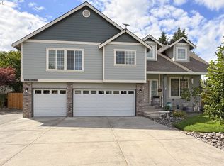 2036 NW Woodland Dr, McMinnville, OR