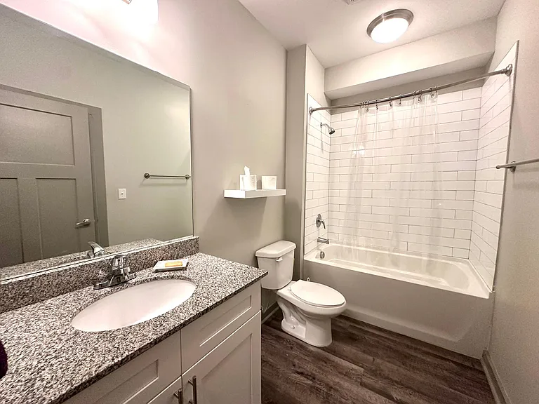 782 Riverfront Pkwy #101 — Photo 5