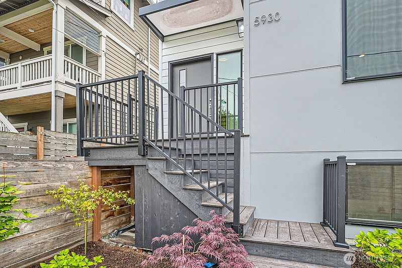 4th image of 5930 18th Avenue S
