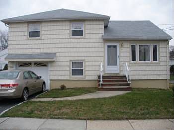 1st image of 4 Louise Ct