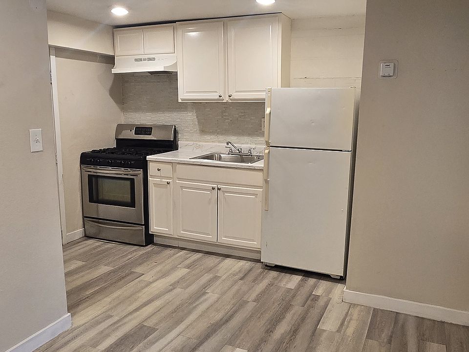 1st image of 3552 Morrison Rd #11