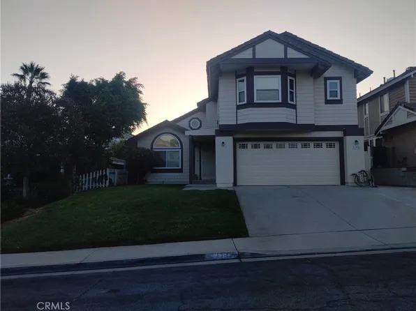11981 Blackstone Ct, Fontana, CA 92337
