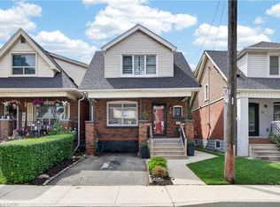 55 Cameron Ave N, Hamilton, ON L8H 4Z1