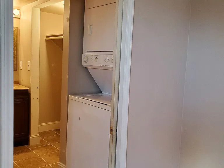 7514 Boriss Dr — Photo 6
