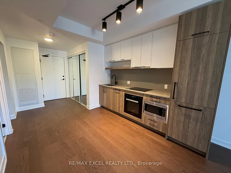89 Montclair Ave #620 — Photo 6