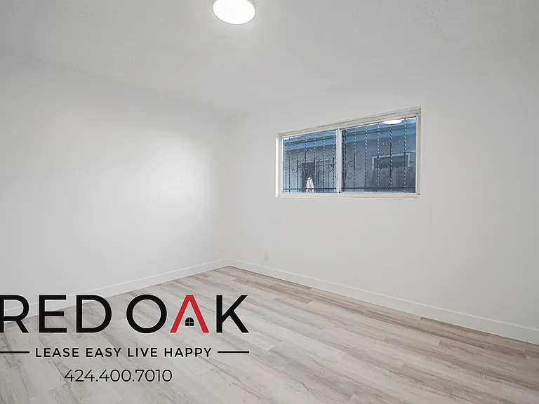 6501 Cherry Ave #8 — Photo 13