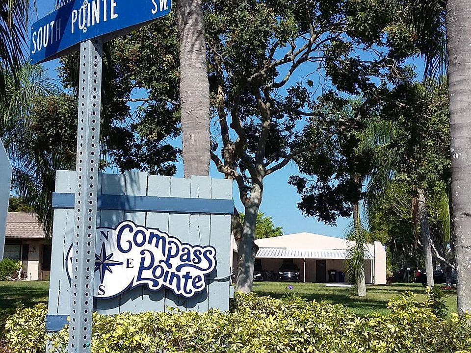 Neighborhood entrance