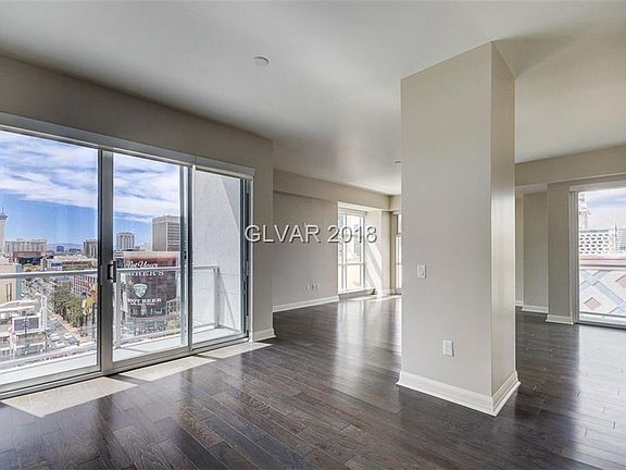 5th image of 150 Las Vegas Blvd N Unit 907
