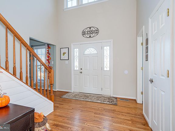 5th image of 75 General Anderson Ct