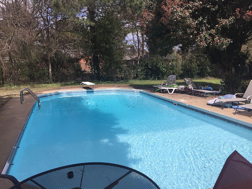 1st image of 130 Natchez Dr