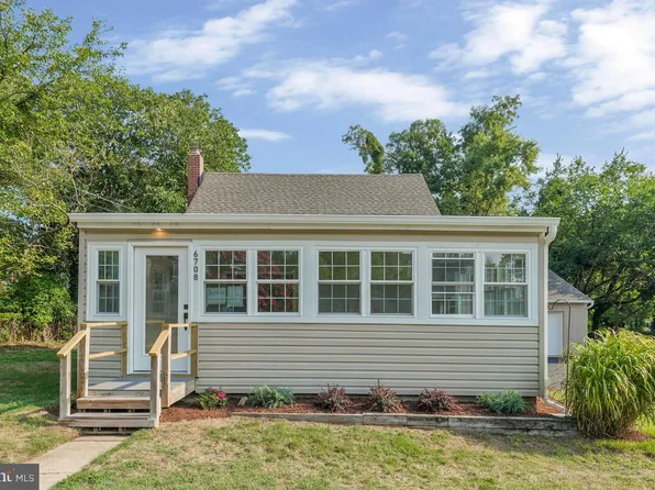 6708 Pine Grove Dr, Suitland, MD 20746