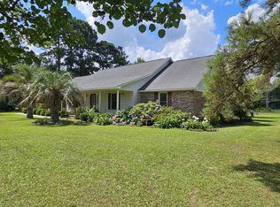 1141 Doral Dr, Manning, SC 29102