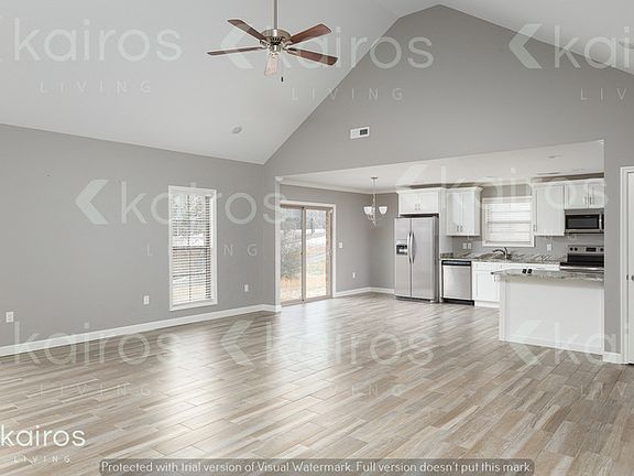 3rd image of 86 Eastwood Ln