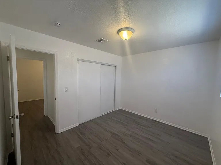 3736 N Roosevelt St — Photo 6