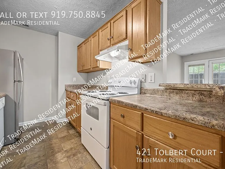 421 Tolbert Ct #C — Photo 26