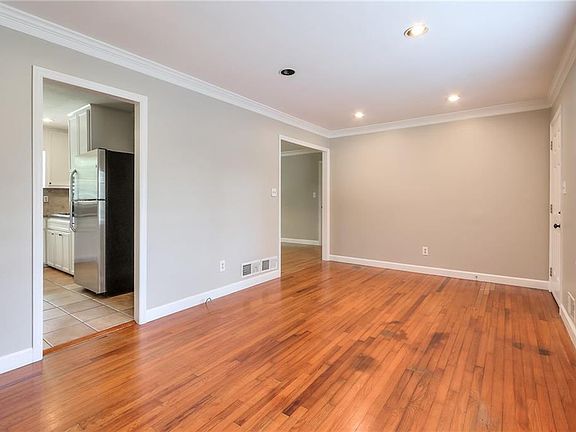 4th image of 2842 Bob Cox Rd NW