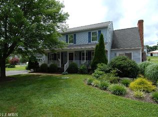 6446 Mason Ln, Warrenton, VA 20187