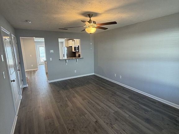 2nd image of 644 Hamilton Crossings