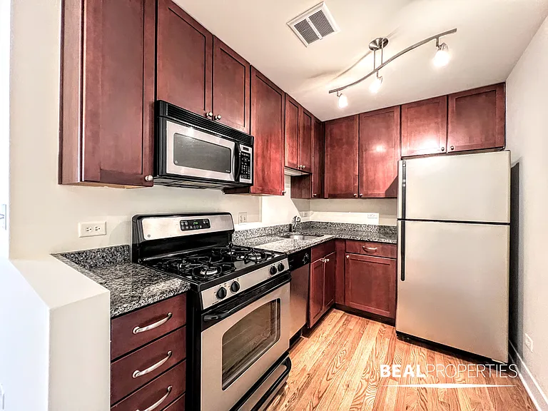 625 W Wrightwood — Photo 47