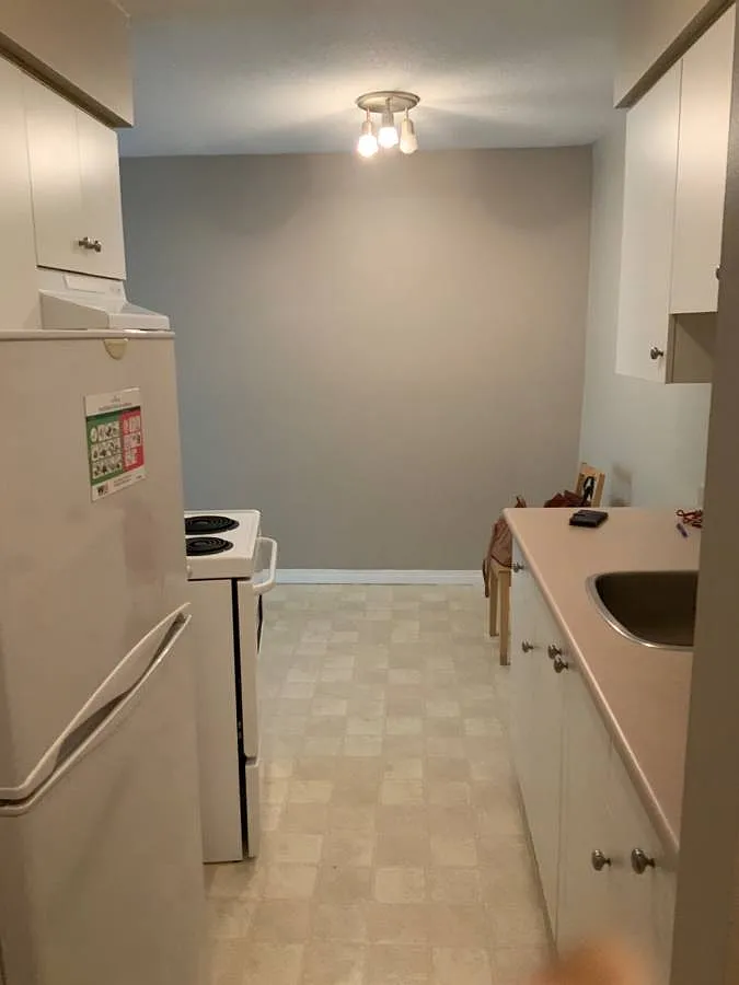 Parkside Apartments — Photo 4