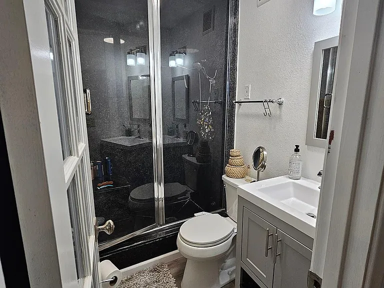 4355 Ocean View Dr #B — Photo 14